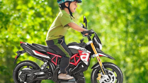 Read more about the article Tips for Kids Motorcycle Maintenance