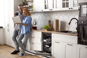 Read more about the article How to Renovate Your Kitchen for Under $2000