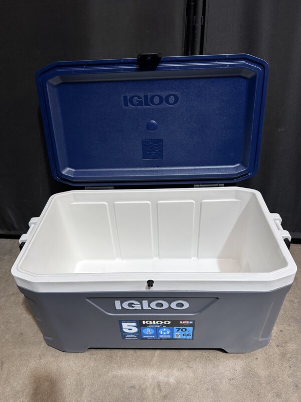 Igloo 70 QT Latitude Hard Sided Cooler - Image 3