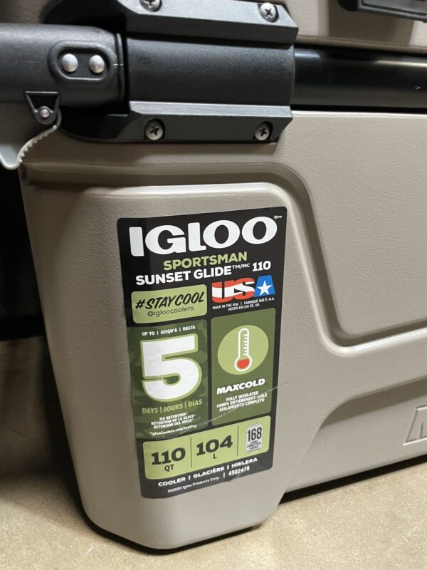 IGLOO SPORTSMAN SUNSET GLIDE 110QT HARD SIDED COOLER - Image 4