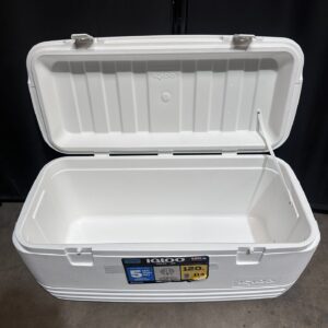 IGLOO Polar 120 Qt Cooler