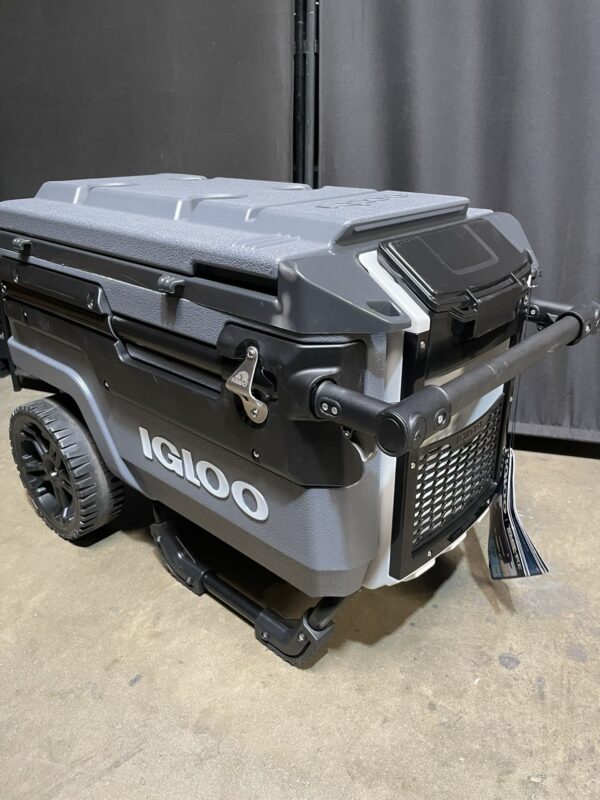 Trailmate Journey 70 Qt Cooler - Image 2