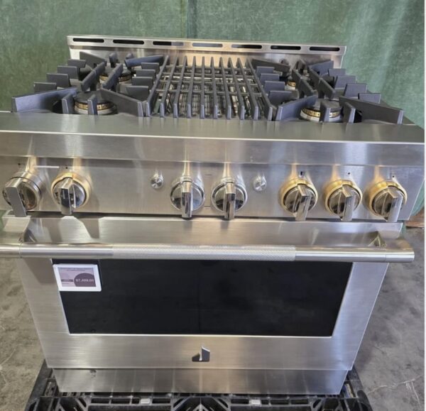 JennAir RISE 5.1 Cu. Ft. Freestanding Gas Convection Range Stainless- JGRP636HL - Image 2
