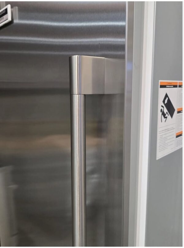 Fisher & Paykel Series 11 24" Freezer Column - RS2484FLJK1 - W/ Panel & Handle - Image 3