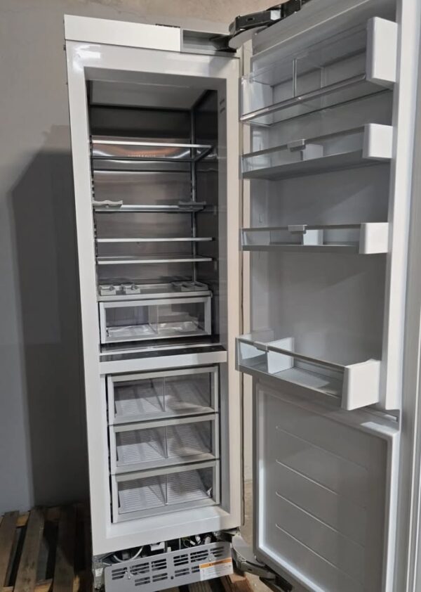 Fisher & Paykel Series 9 RS2484SRHK1 24 Inch Built-In Refrigerator W/ PANEL - Image 2
