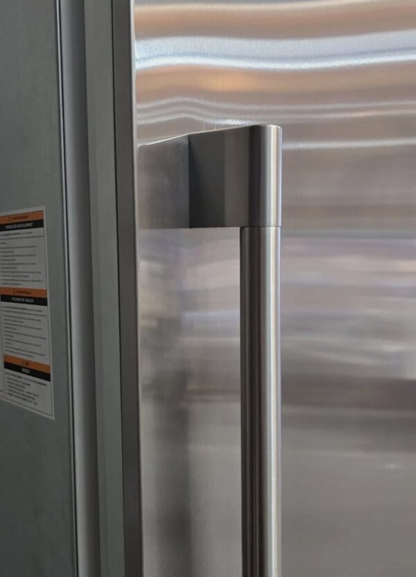 Fisher & Paykel Series 9 RS2484SRHK1 24 Inch Built-In Refrigerator W/ PANEL - Image 3