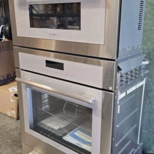 Thermador MEDMCW31WS 30″ Built-In Wall Oven Speed Microwave and Warming Drawer