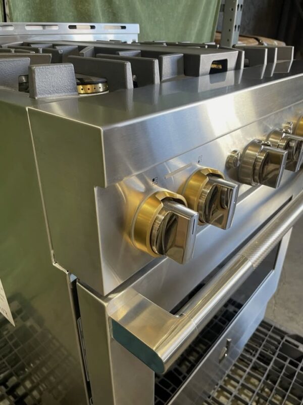 Jenn Air Rise 30" Pro Style Natural Gas Range - Stainless - JGRP430HL - Image 3