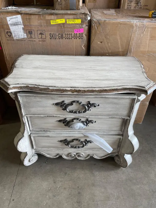 Chatelet 3 - Drawer Nightstand