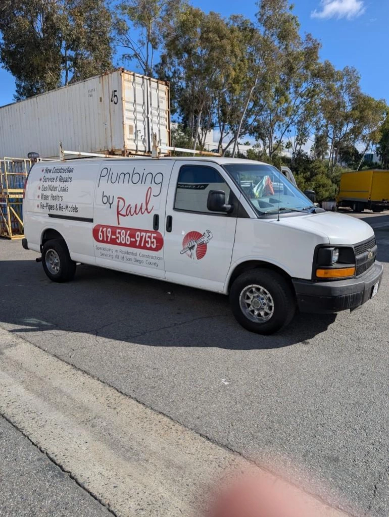 2013 Chevrolet Express 3 Door Cargo Van, V8